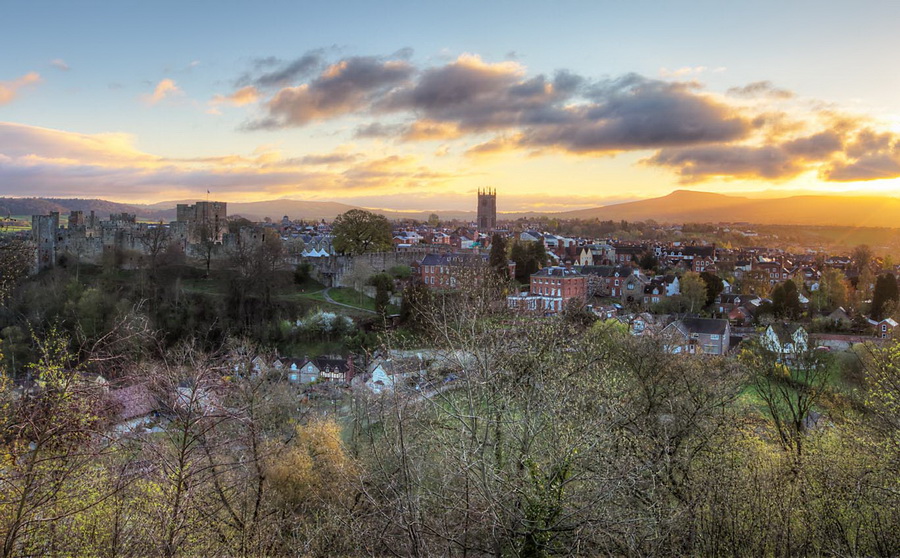 photograph of Ludlow and the Shropshire Hill at sunrise by Jon Hodgson